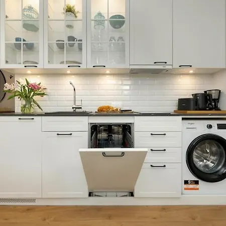 Holiday Studio With Access To Pool And Sauna شقة *