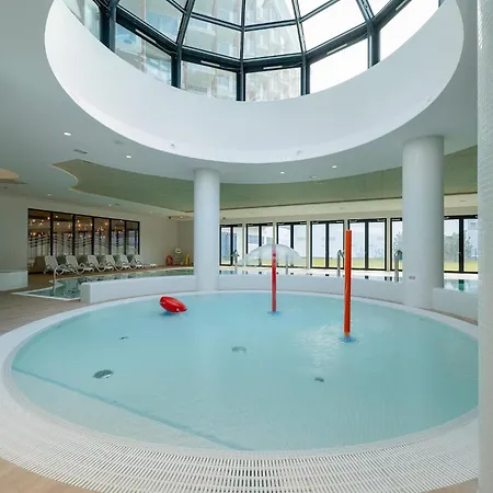 Holiday Studio With Access To Pool And Sauna