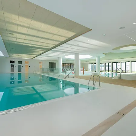 Holiday Studio With Access To Pool And Sauna شقة بوبيروفو