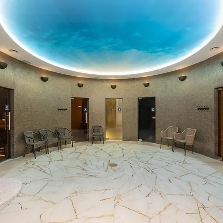 Holiday Studio With Access To Pool And Sauna شقة *