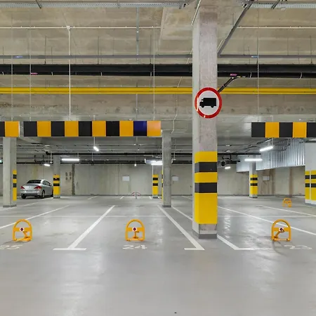 Holiday Studio With Access To Pool And Sauna شقة بوبيروفو