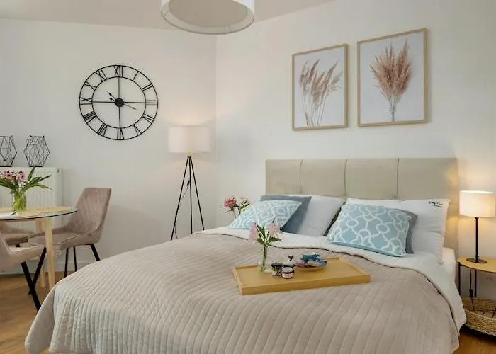 Apartman Holiday Studio With Access To Pool And Sauna